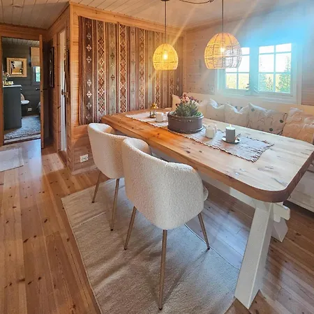 Feriehus 3 Bedroom Gorgeous In Passebekk Omholt