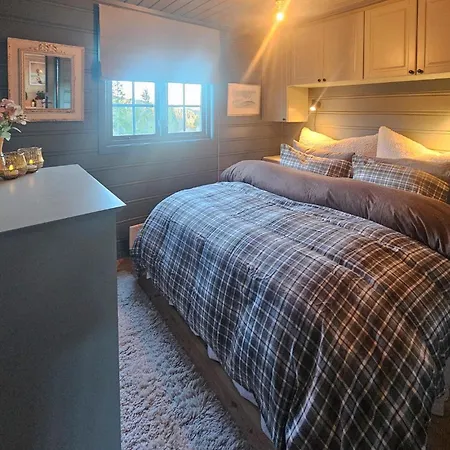 3 Bedroom Cozy Home In Passebekk