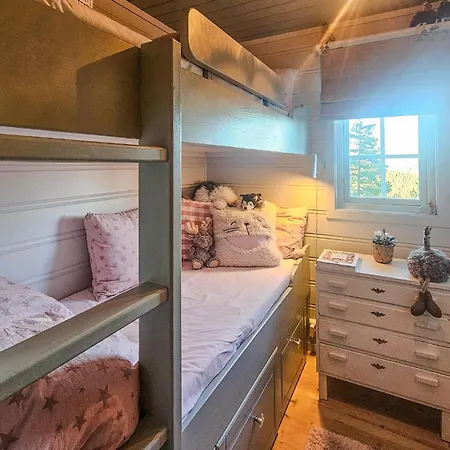 3 Bedroom Gorgeous In Passebekk Feriehus Omholt