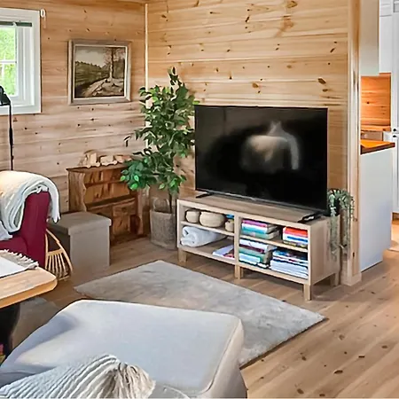 Feriehus 3 Bedroom Gorgeous In Passebekk *