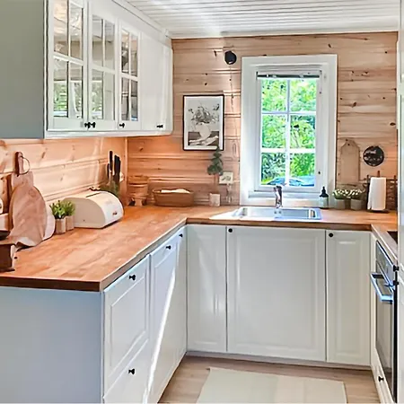 3 Bedroom Gorgeous In Passebekk Feriehus Omholt