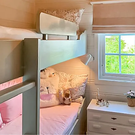 3 Bedroom Gorgeous In Passebekk Feriehus Omholt