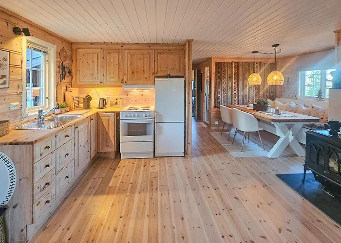 3 Bedroom Cozy Home In Passebekk Casa de Férias